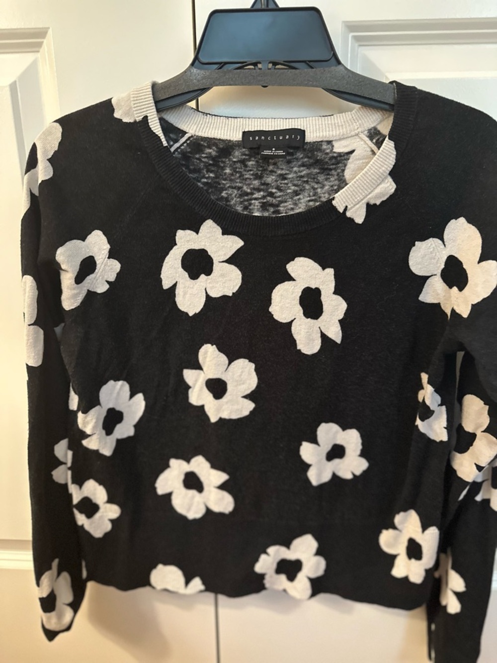 Sanctuary Black and Cream Floral Pullover